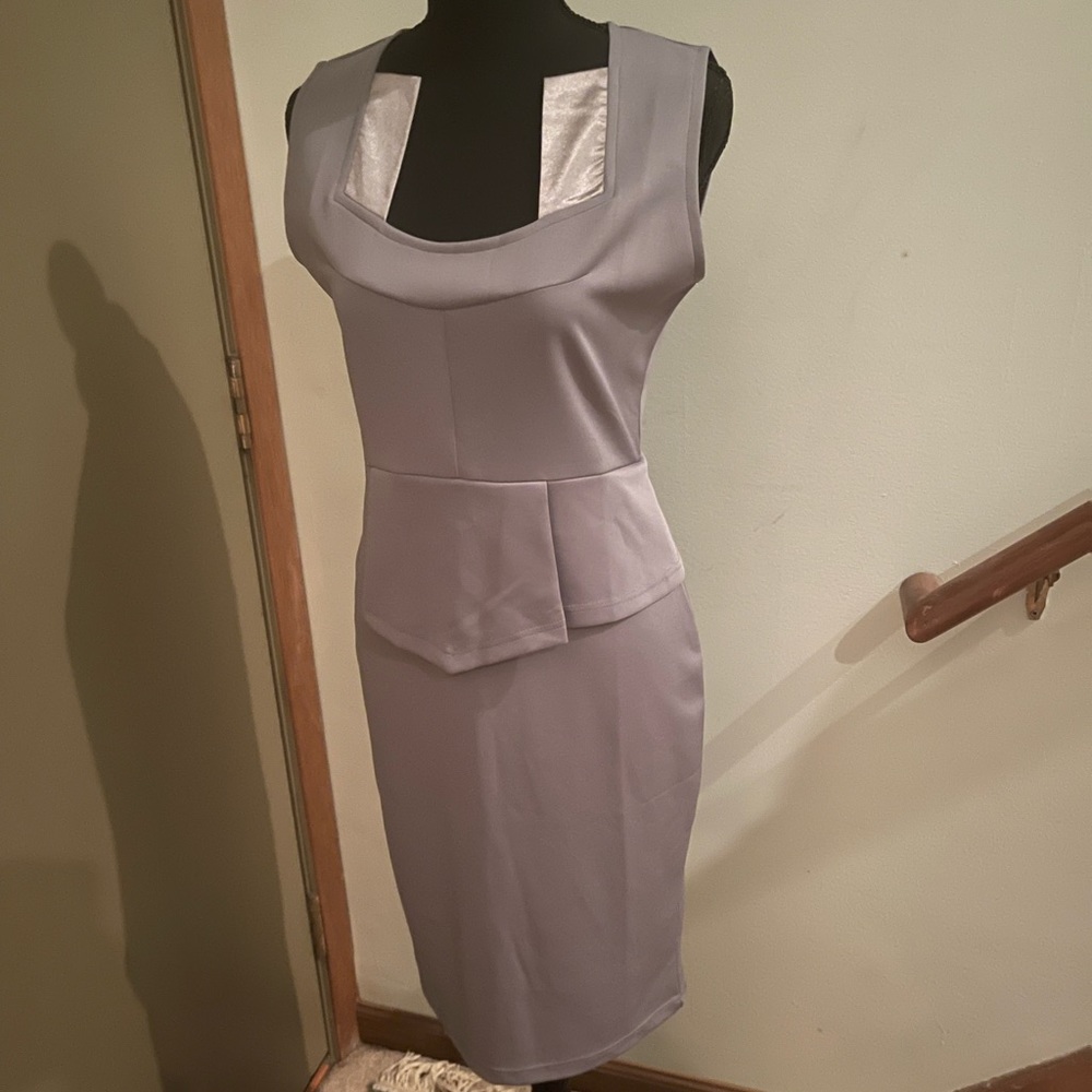 Womens size 8 professional dress. Grey with satin like trim. Very flattering
